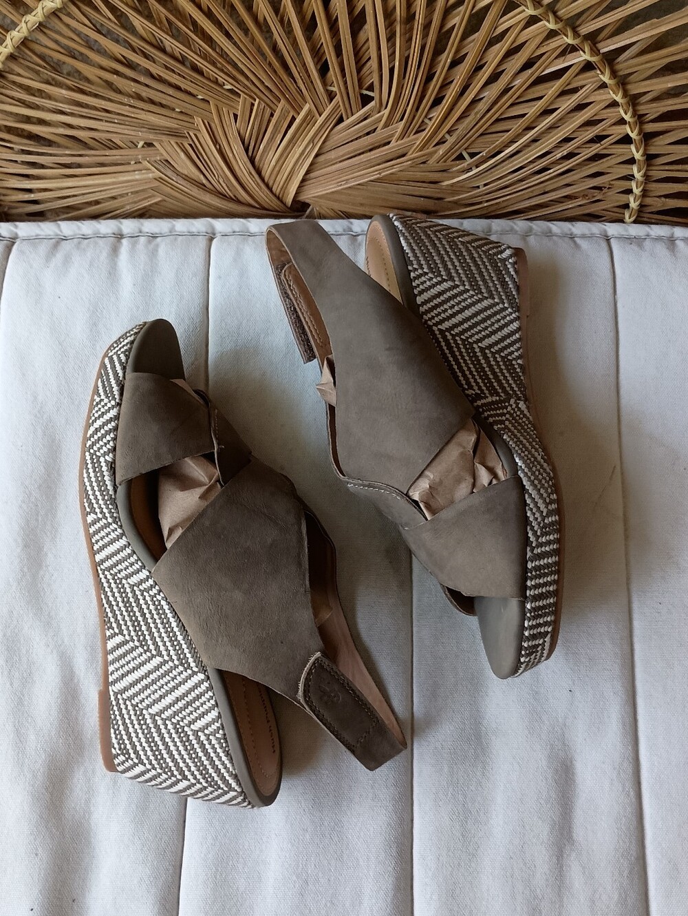 Hush Puppies Taupe Crisscross Suede Slingback Sandals_9